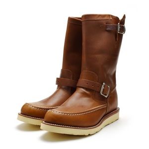 **SOLD** BNIB Chippewa Highlander boots
